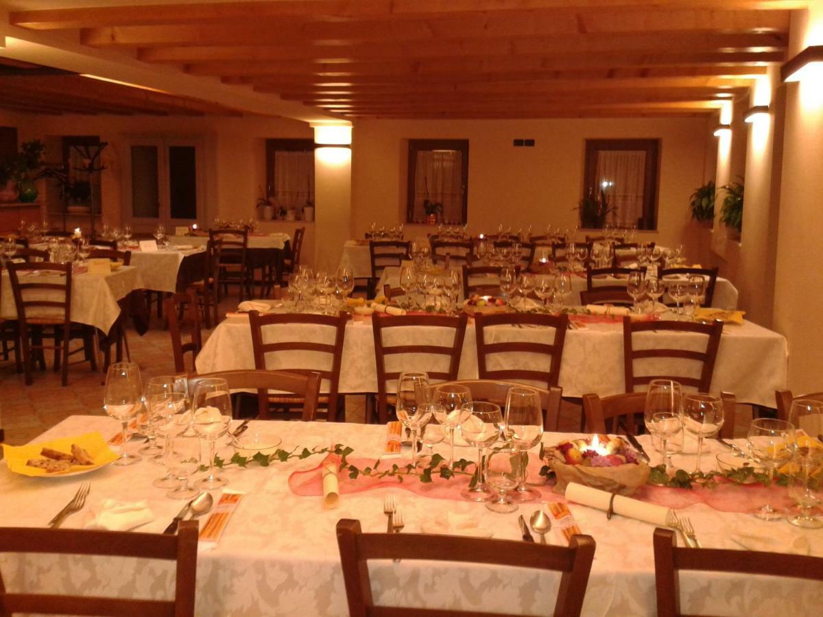 Locanda "Alla Rosa" Lusiana Extérieur photo